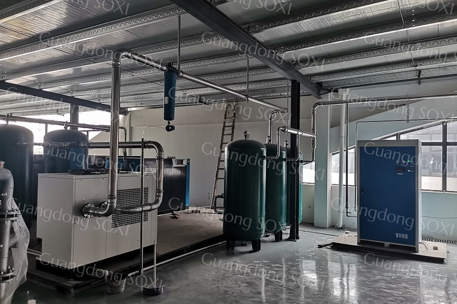 In Central Loading System Plastic Auxiliary Equipment