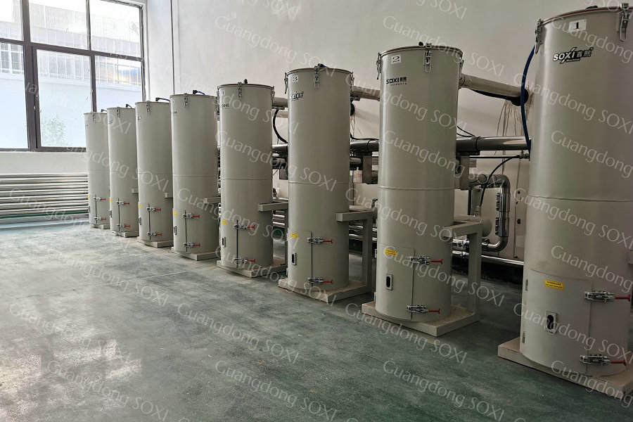 In Central Loading System Plastic Auxiliary Equipment