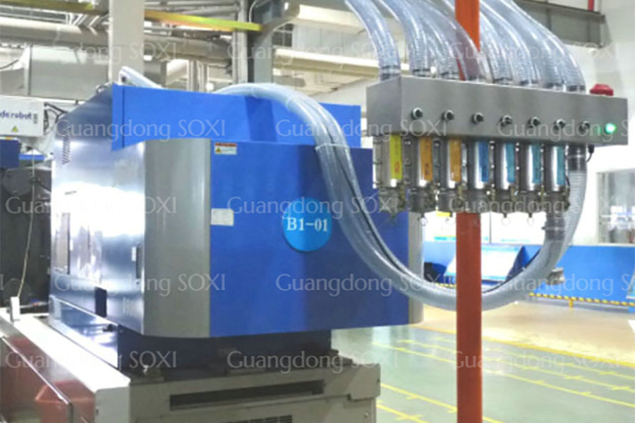 In Central Loading System Plastic Auxiliary Machinery