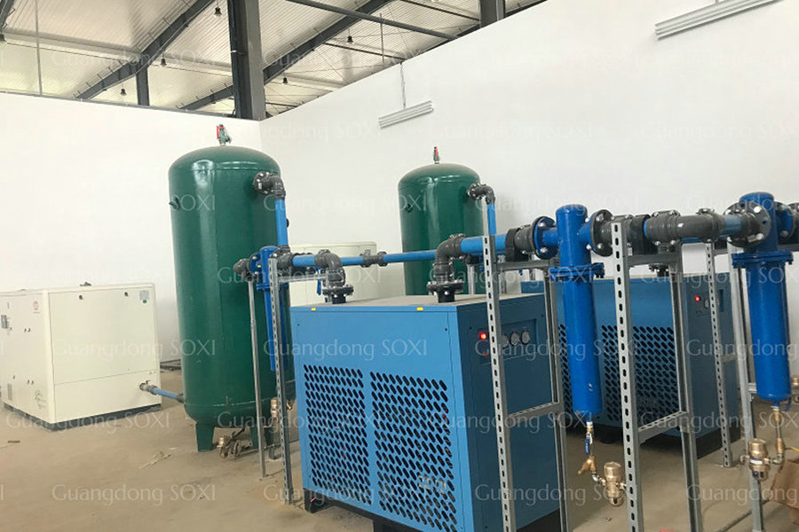 In Central Loading System Plastic Auxiliary Equipment