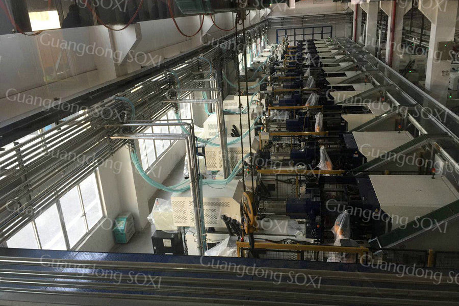 In Central Loading System Plastic Processing Machine Manufacturers